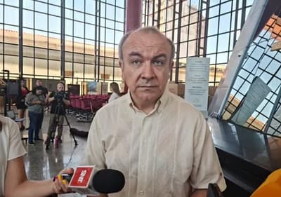 Iniciativa popular “Chau Nepotismo” supera el mínimo de firmas y pide postergar proyecto de Bachi Núñez
