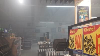 Bomberos controlan principio de incendio en una panadería