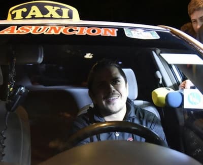 Mujer dio a luz en un taxi