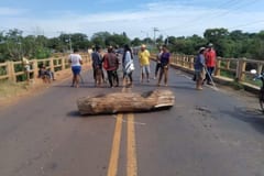 Denuncian bloqueos de rutas y cobros en Canindeyú