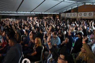 Médicos levantan huelga tras aprobar acuerdo con Gobierno