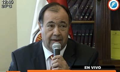 Es oficial: Afara renuncia al cartismo