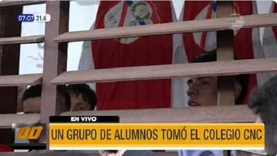 Estudiantes del CNC toman la institución y exigen rendición de cuentas