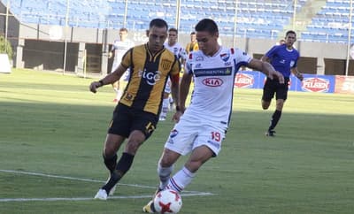Fecha futbolística inicia con dos encuentros