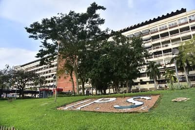 Farmacéuticas desesperadas por deuda millonaria del IPS