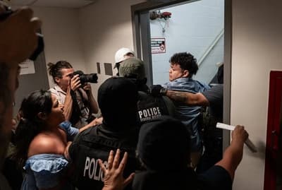 Paraguayo obtiene libertad mientras espera asilo en EE.UU.
