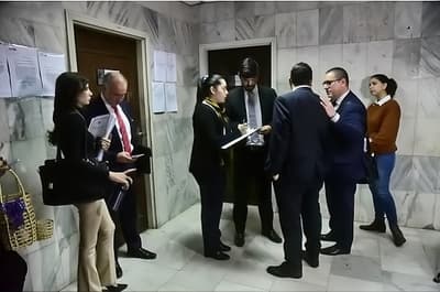 Ocupantes VIP esquivan a la justicia: recusación de juez atrasa el caso