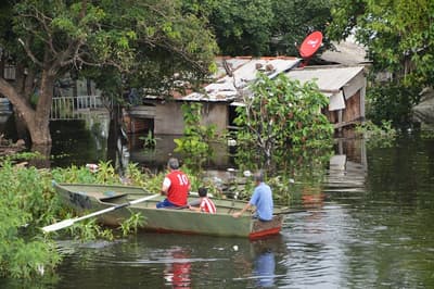 Asistencia a damnificados acaba en promesas