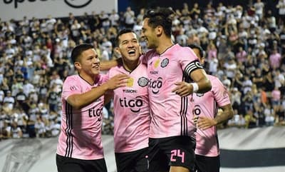 Olimpia no desaprovecha y se escapa en la punta