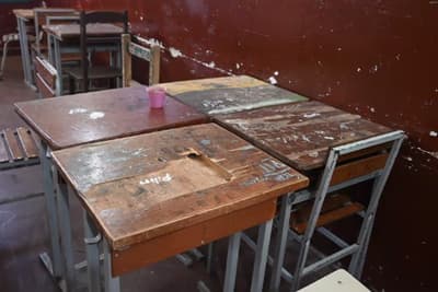 Escuela República Argentina en abandono mientras MEC gasta en alquileres