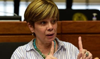 Falta adhesión de pocos senadores para aceptar la renuncia de Cartes