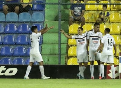 General derrota a Capiatá y sigue en la lucha