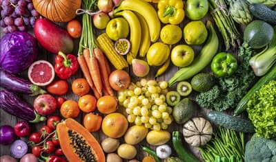 Precios de alimentos se disparan 8,5% en un año