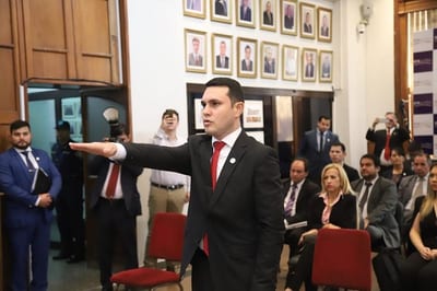 Fiscalas piden al JEM antecedentes de Hernán Rivas
