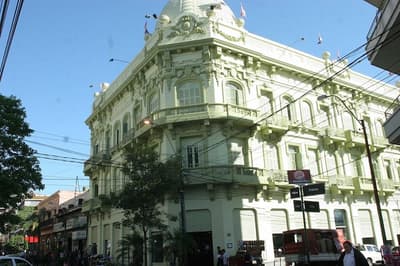Pytyvõ llegará a los que ganaban más del salario mínimo