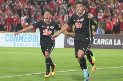 Libertad clasifica a cuartos de la Sudamericana