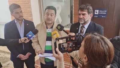 Buzarquis impulsa nuevo proyecto para aumentar impuestos al tabaco y financiar el Incán