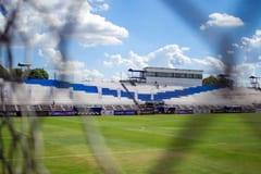 Sportivo Ameliano pidió vestimenta elegante a periodistas y su presidente lo desautorizó