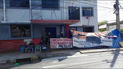 Guardiacárceles en huelga de hambre exigen seguridad
