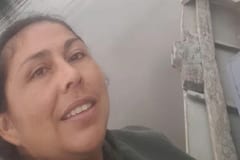 Docente viaja tres horas en canoa para dar clases