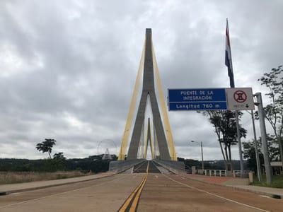 Brasil cobrará peajes en puentes con Paraguay