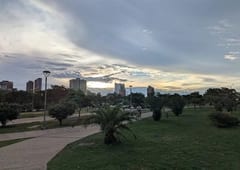 Pronóstico del tiempo: domingo fresco y con lluvias dispersas