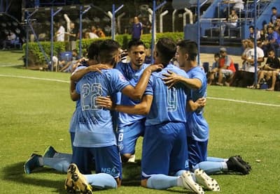 Sol goleaba pero sufrió sobre el final