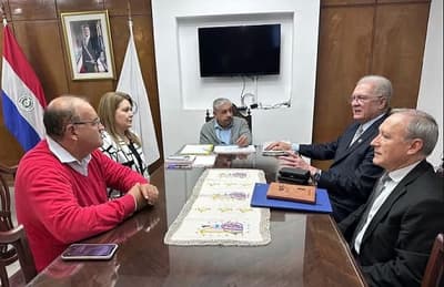 Reunión entre Rolón e Isaías Fretes habría girado en torno a deuda millonaria