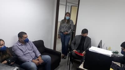 Prisión domiciliaria para pareja involucrada en compra de Dinac