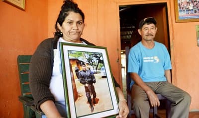 Sancionan ley que otorga pensión graciable a madre de Edelio Morínigo