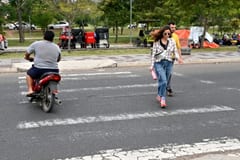 Ser peatón en Paraguay: la riesgosa travesía urbana analizada por Federico Franco Troche
