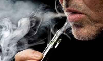 Vapeadores serán regulados por ley, proyectan