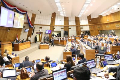 Enmienda depende ahora de comisión de Diputados