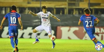 Sol de América e Independiente se miden en Villa Elisa