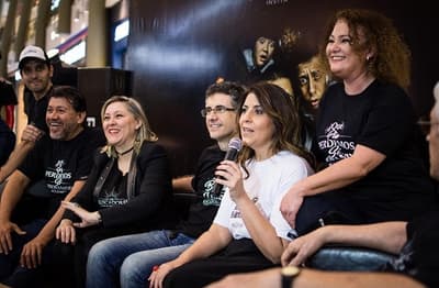 “Los Buscadores” lanza su merchandising oficial