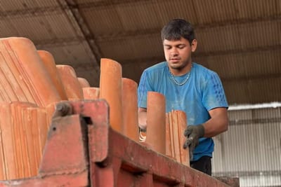 Tras la granizada, industria descarta escasez de tejas