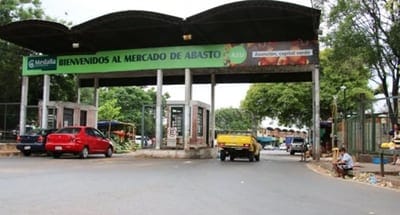 Asesinan a un hombre en el Abasto; comerciantes exigen mayor seguridad