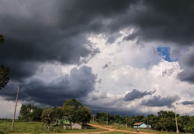Meteorología anuncia tormentas con vientos de hasta 120 km/h