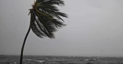 Huracán Melissa avanza por el Caribe con vientos de 260 km/h y deja víctimas en República Dominicana y Haití