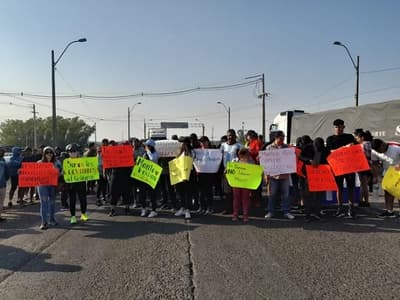 Comerciantes de Nanawa protestan por caída de ventas y exigen mayor flexibilidad comercial