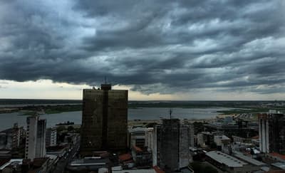 Alerta por fuertes vientos para todo el país