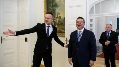 Red de ultraderecha expande su influencia desde Hungría a Paraguay