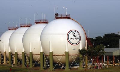 Gobierno asegura provisión suficiente de combustibles