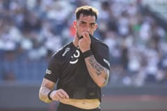 Olimpia golea a San Lorenzo y queda a un punto de la cima