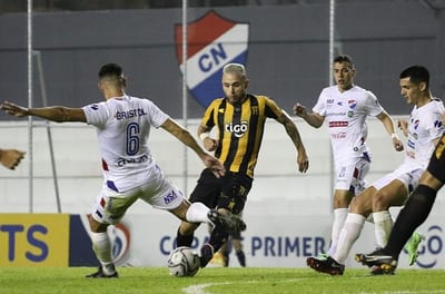 Nacional y Guaraní igualan en el Arsenio Erico