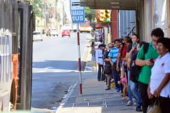 MOPC define licitación de buses con asesoría chilena