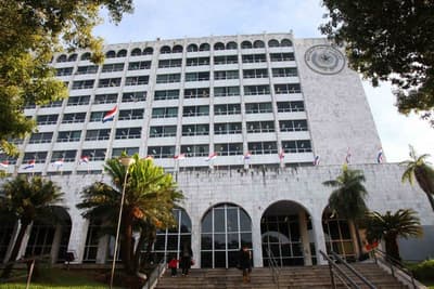 Verifican amenaza de bomba en el Palacio de Justicia