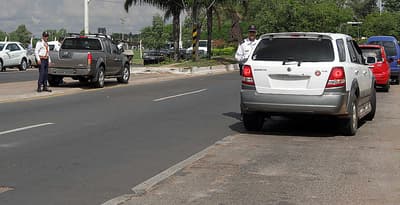 Estacionamiento tarifado en Asunción, recién en julio