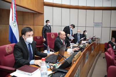 Senado aprueba remitir informe sobre lavado a EE.UU.