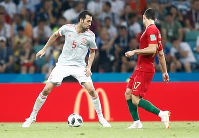 Cristiano salva un punto ante España